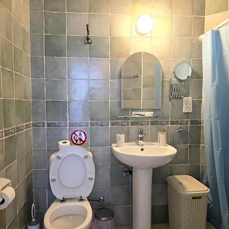 דירה H&o Briny Breeze פאפוס