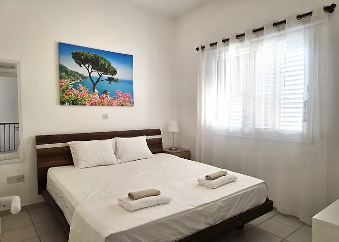 H&o Briny Breeze * Paphos