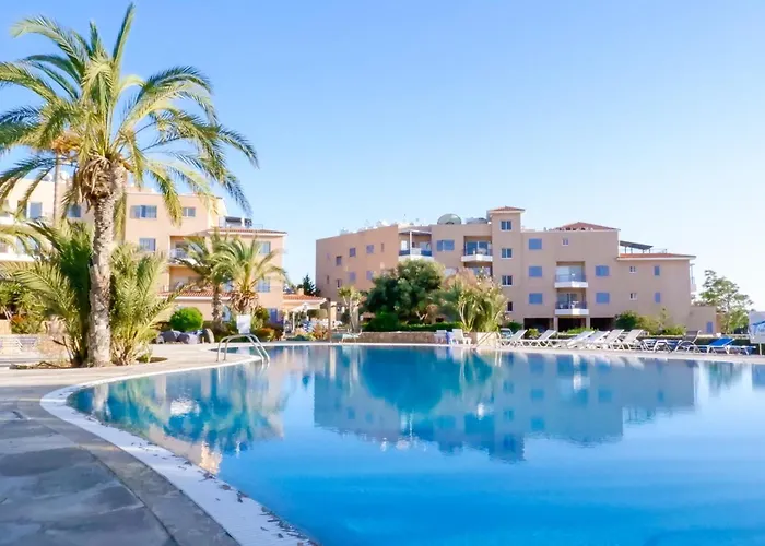 H&o Briny Breeze Apartment