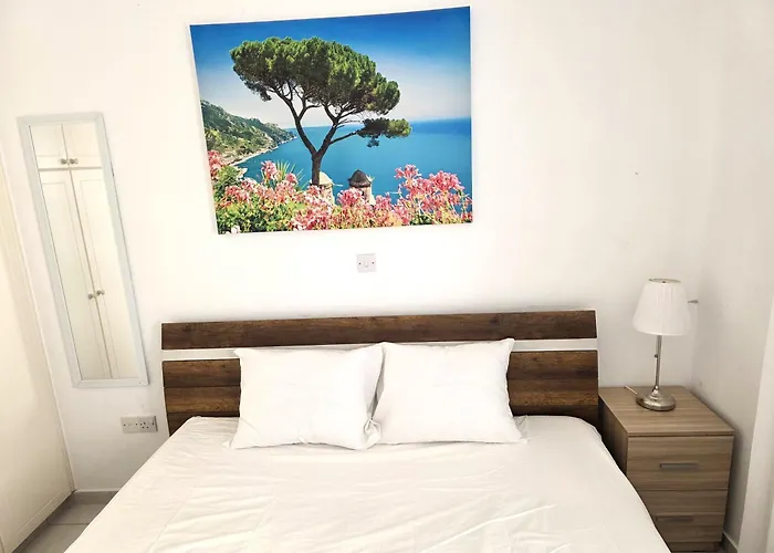 H&o Briny Breeze * Paphos