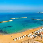 Appartamento H&o Brinny Breeze Near Paphos
